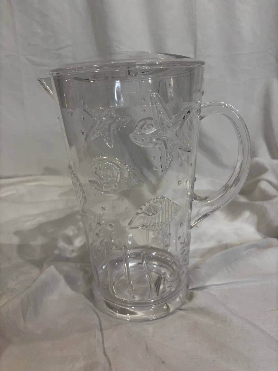 Plastic Pitcher with Lid image indicator(5)