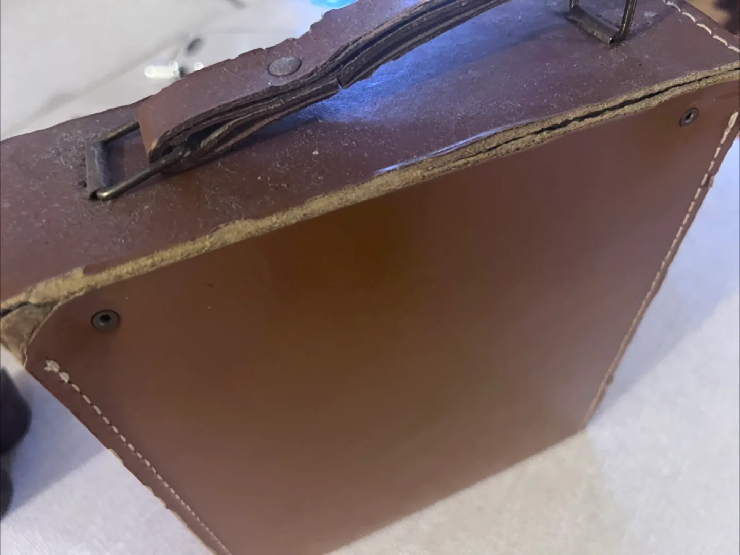 Vintage Liquor Set with Leather Case image indicator(5)