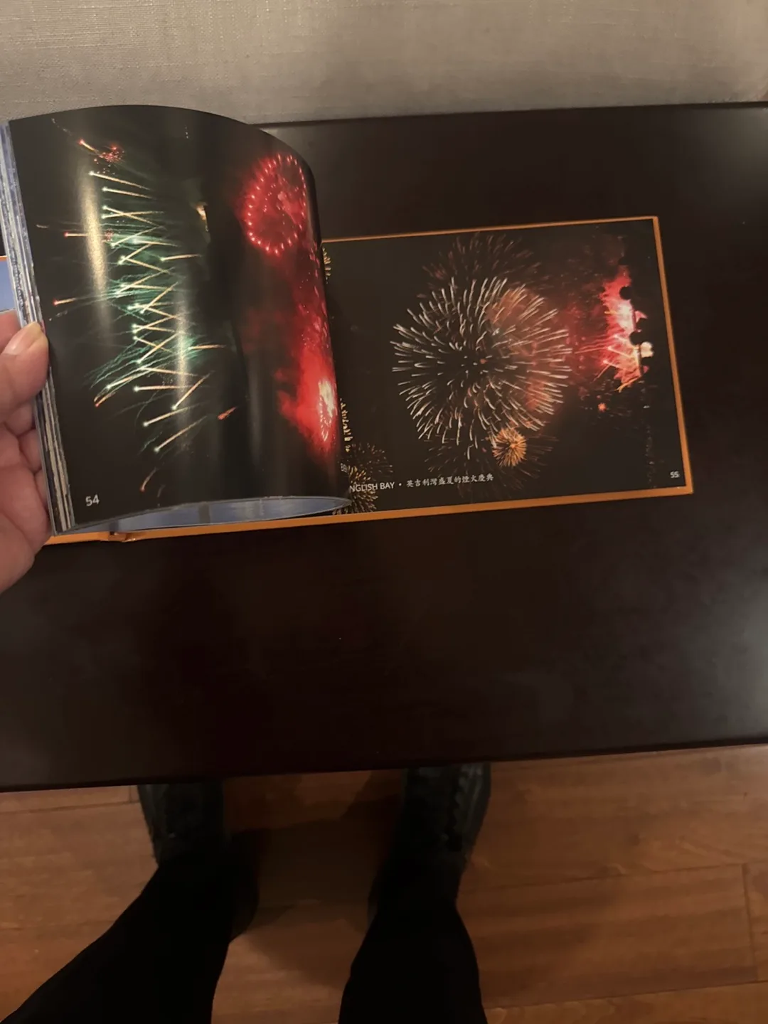 Vancouver Souvenir Book with Postcards image indicator(5)