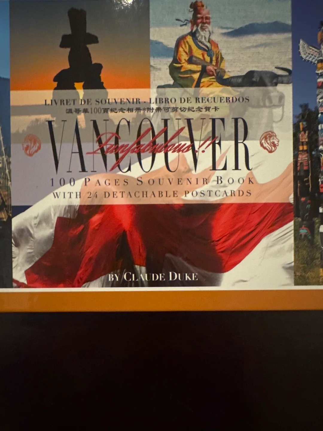 Vancouver Souvenir Book with Postcards image indicator(2)