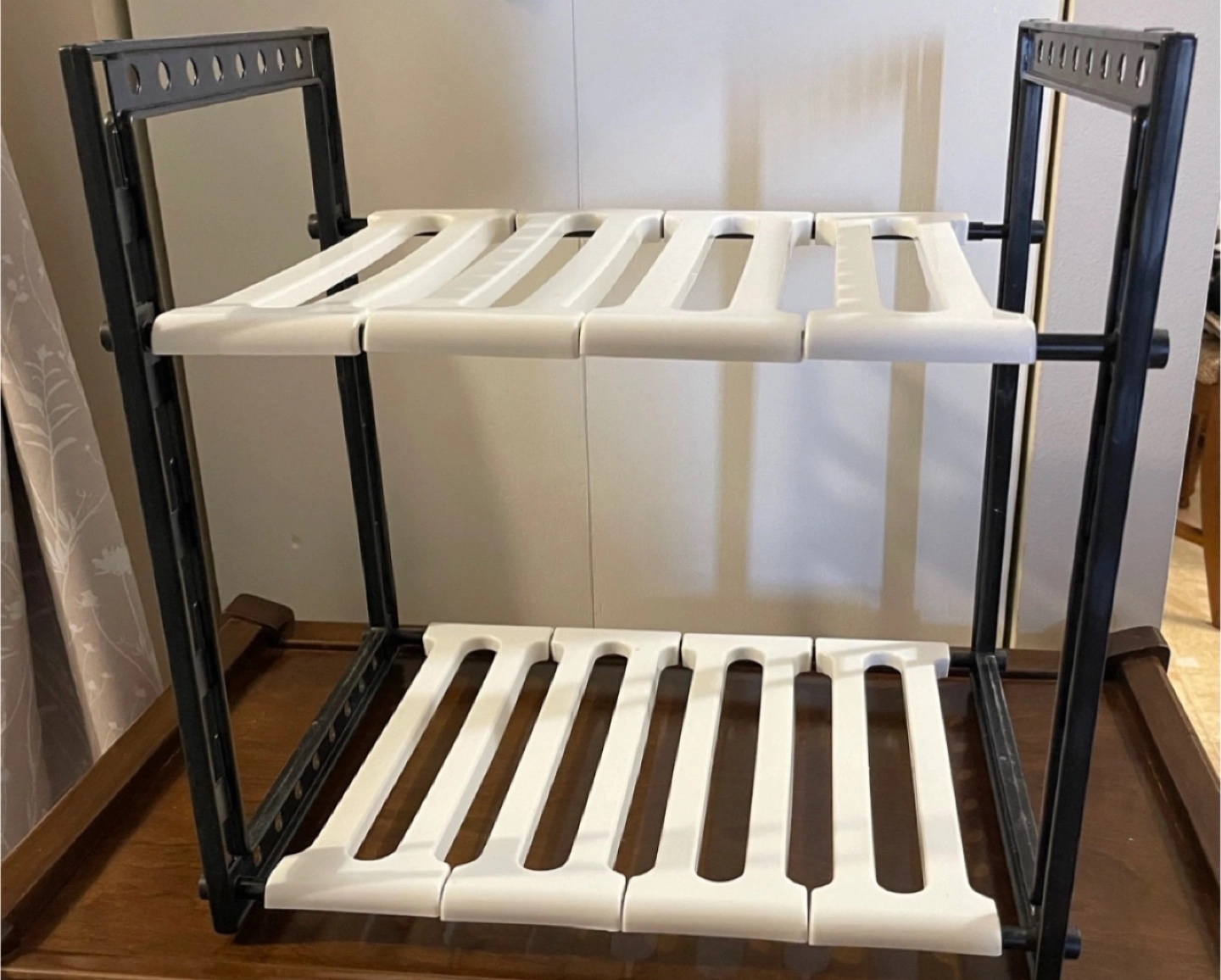 🌱 Two-Tier Shelf Organizer - Black & White