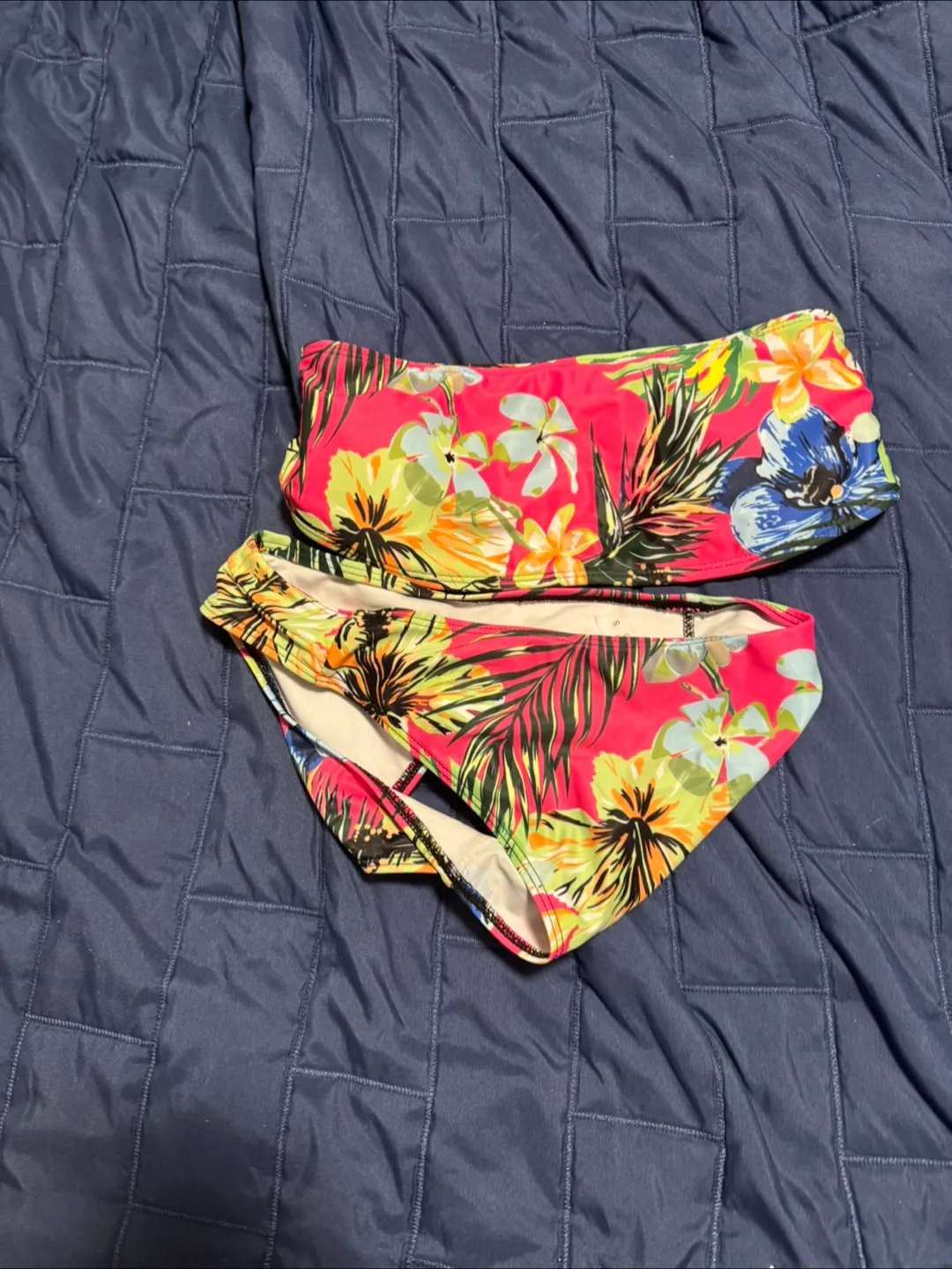 Floral Swimsuit - Size S image indicator(2)