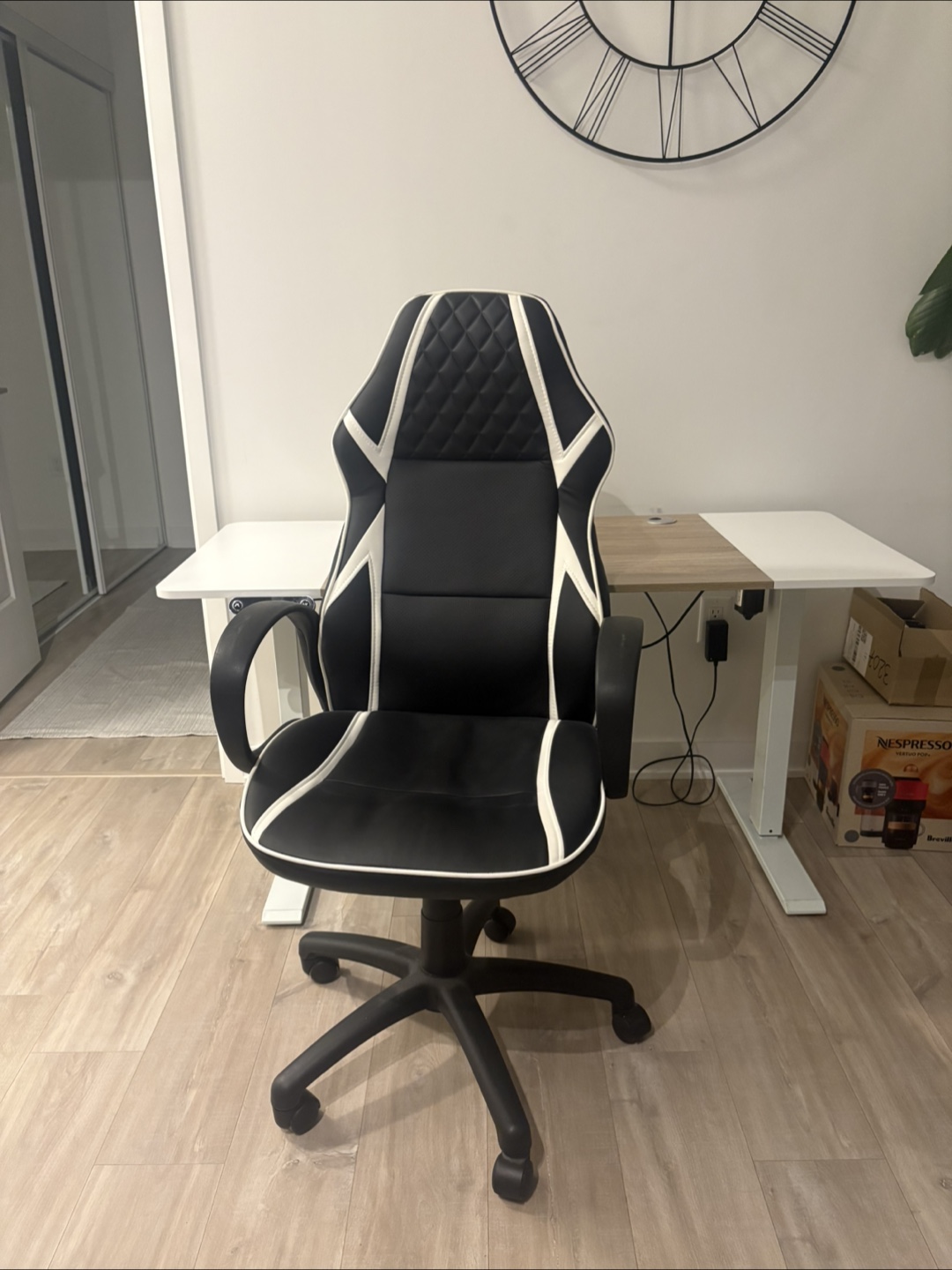 Black & White Gaming Chair - photo 3