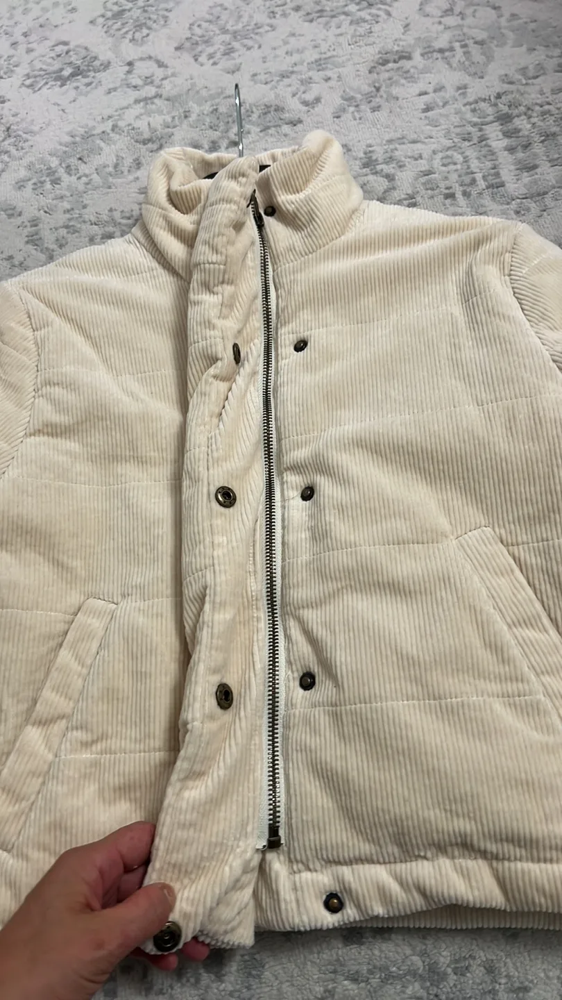 NWT Jackson Rowe  Corduroy Coat - S image indicator(4)