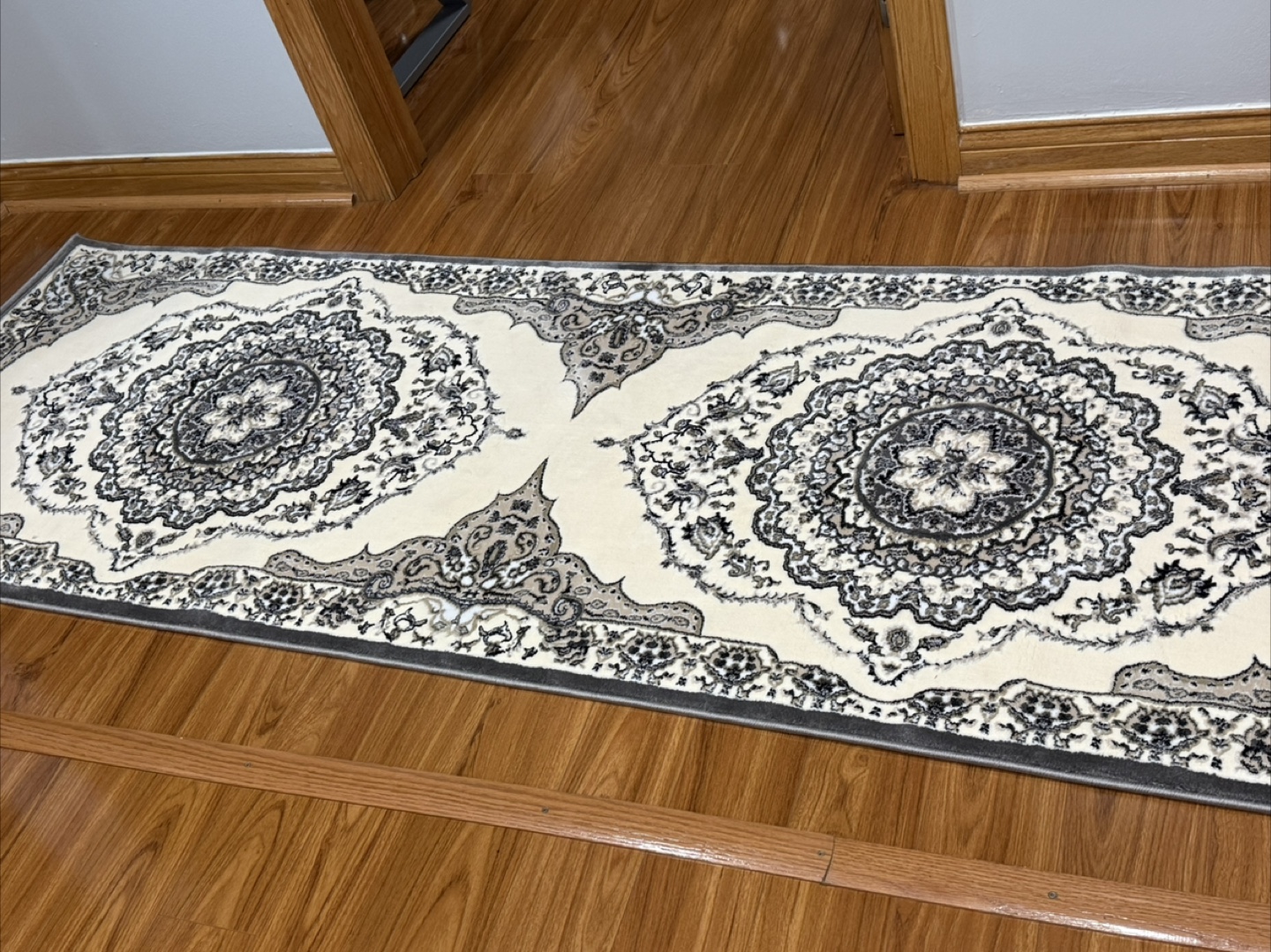 Deluxe Jawaher Collection Runner Rug 2'8"x8' - photo 5