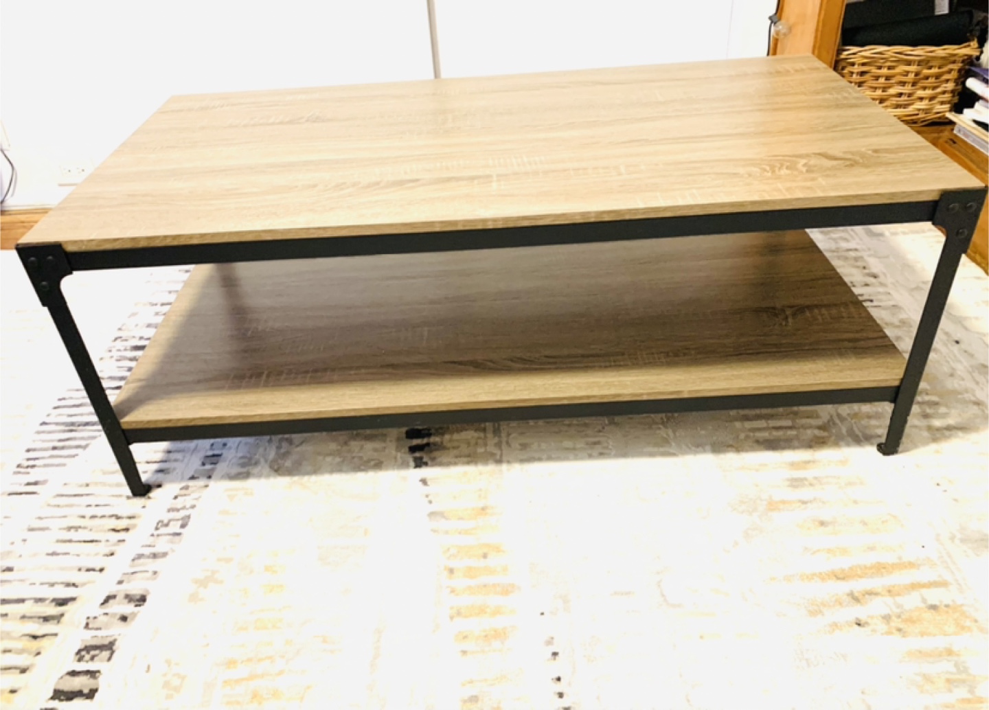 Wood & Metal Coffee Table EXCELLENT CONDITION