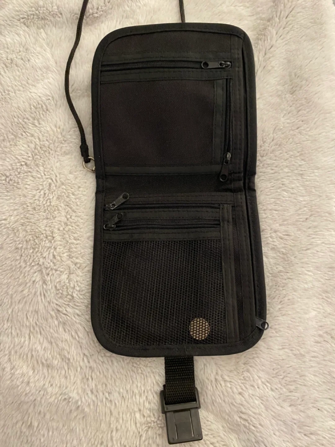 Samsonite Black Crossbody Travel Pouch image indicator(3)