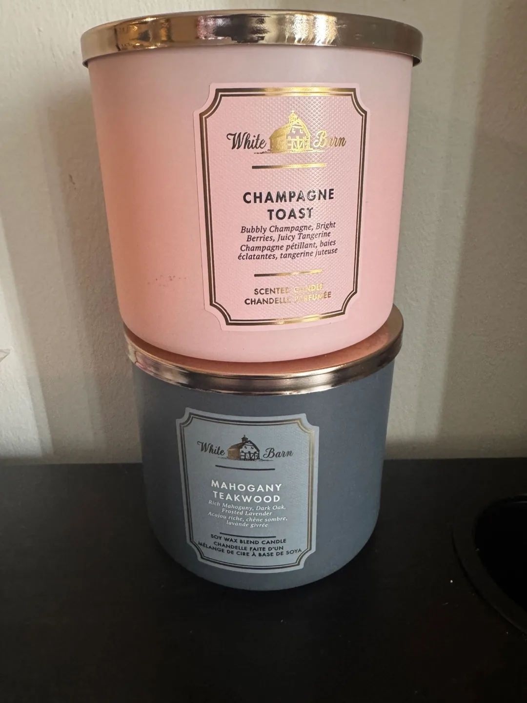 White Barn Candles - Champagne Toast & Mahogany Teakwood thumbnail