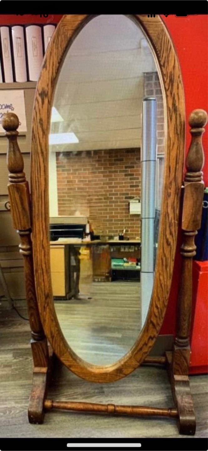 Oval Wooden Standing Mirror - photo 2