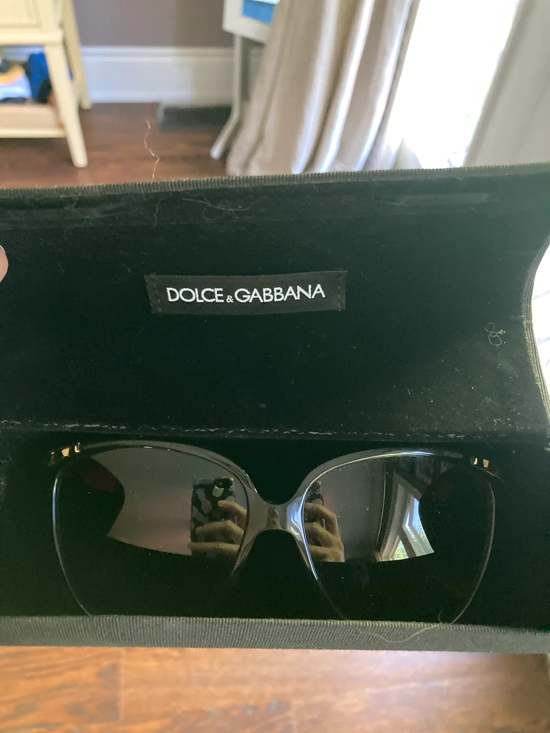 Dolce & Gabbana sunglasses image indicator(4)