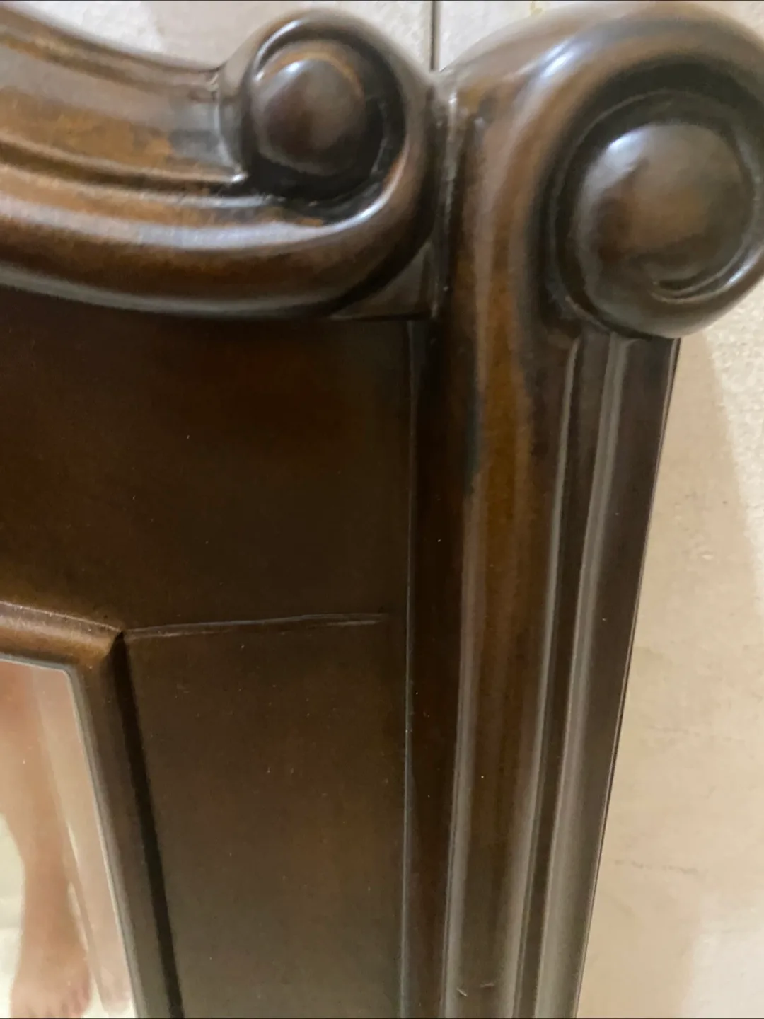 Wooden Vanity Mirror image indicator(4)