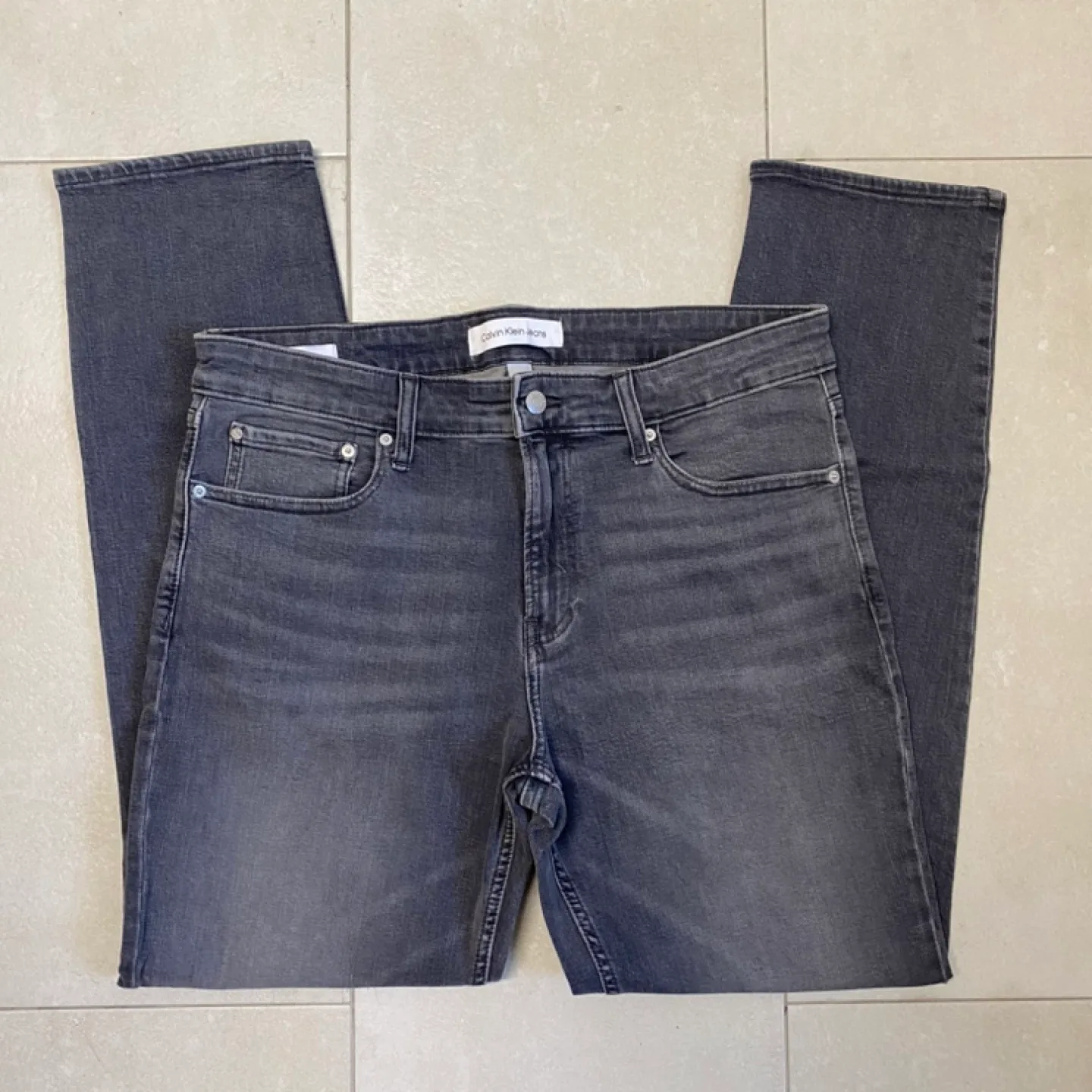 Calvin Klein Jeans, W36 x L32, Gray thumbnail