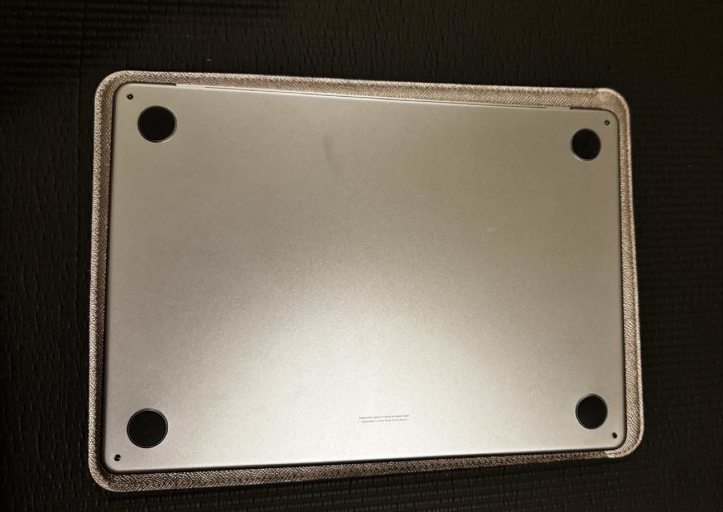 Macbook Air M2 with Case - photo 2