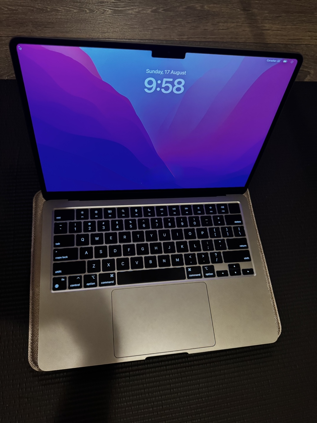 Macbook Air M2 with Case - photo 4