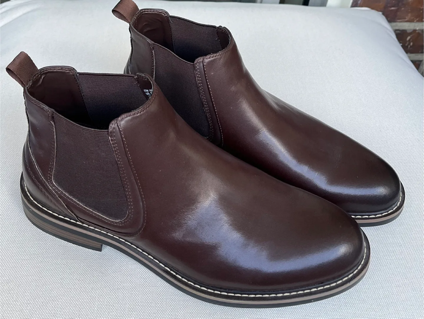 Kenneth Cole Brennan Chelsea Boots Men Size 10 image indicator(9)