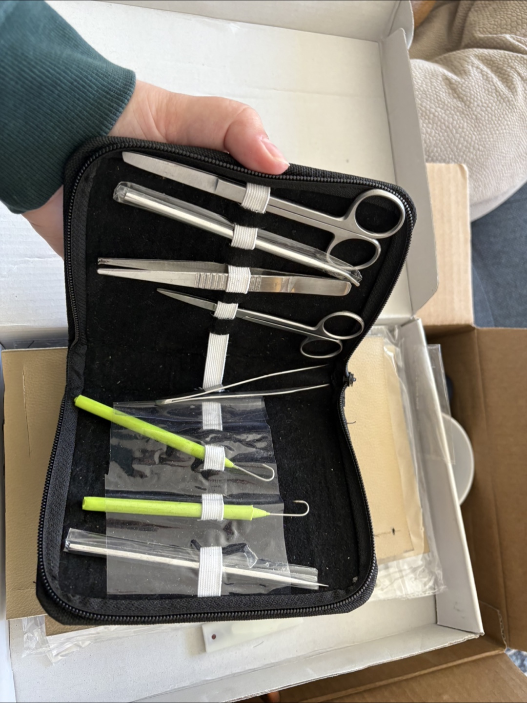 FREE Apprentice Doctor Suturing Training Kit - photo 3