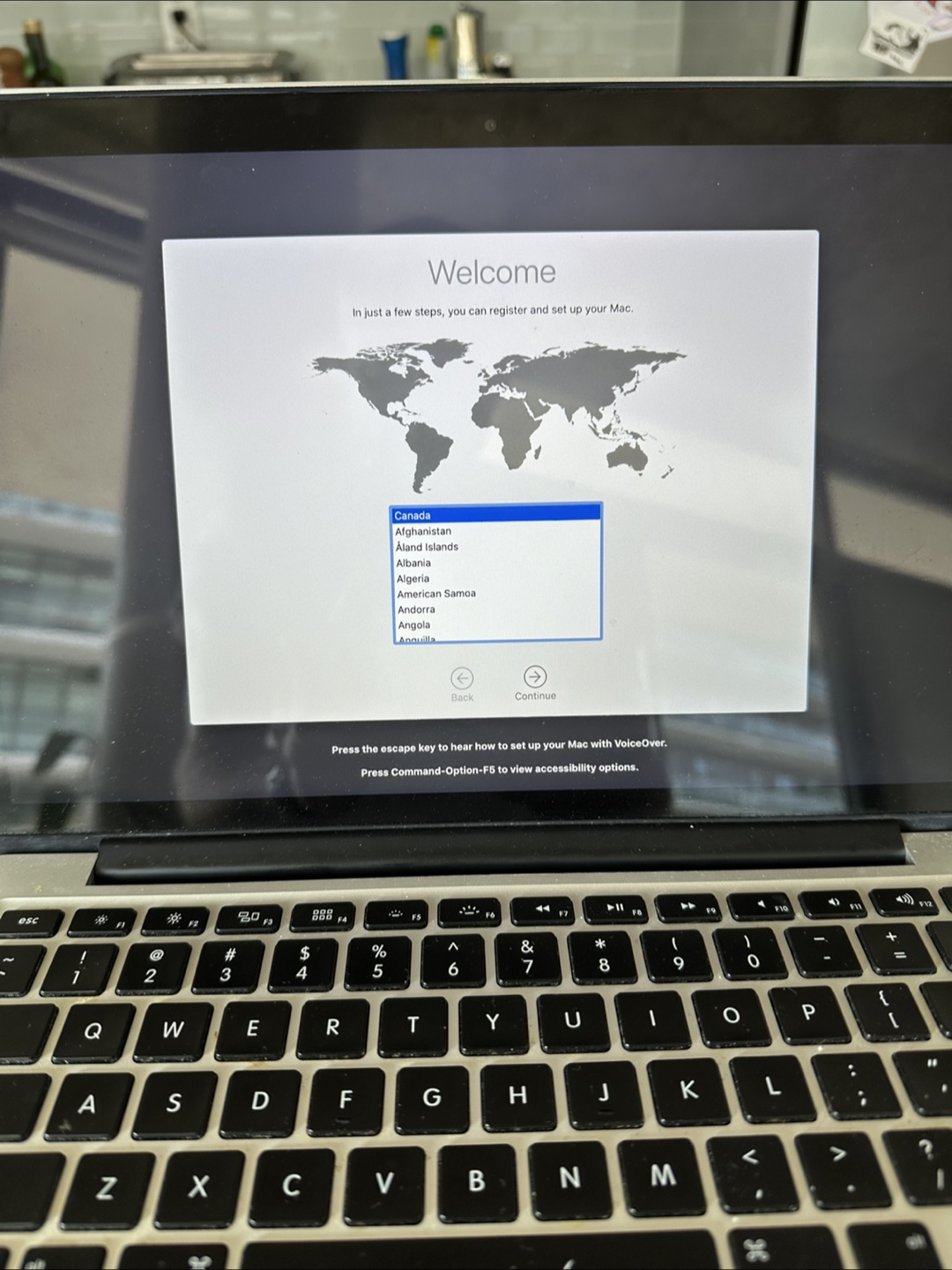 MacBook Pro - great condition - photo 4