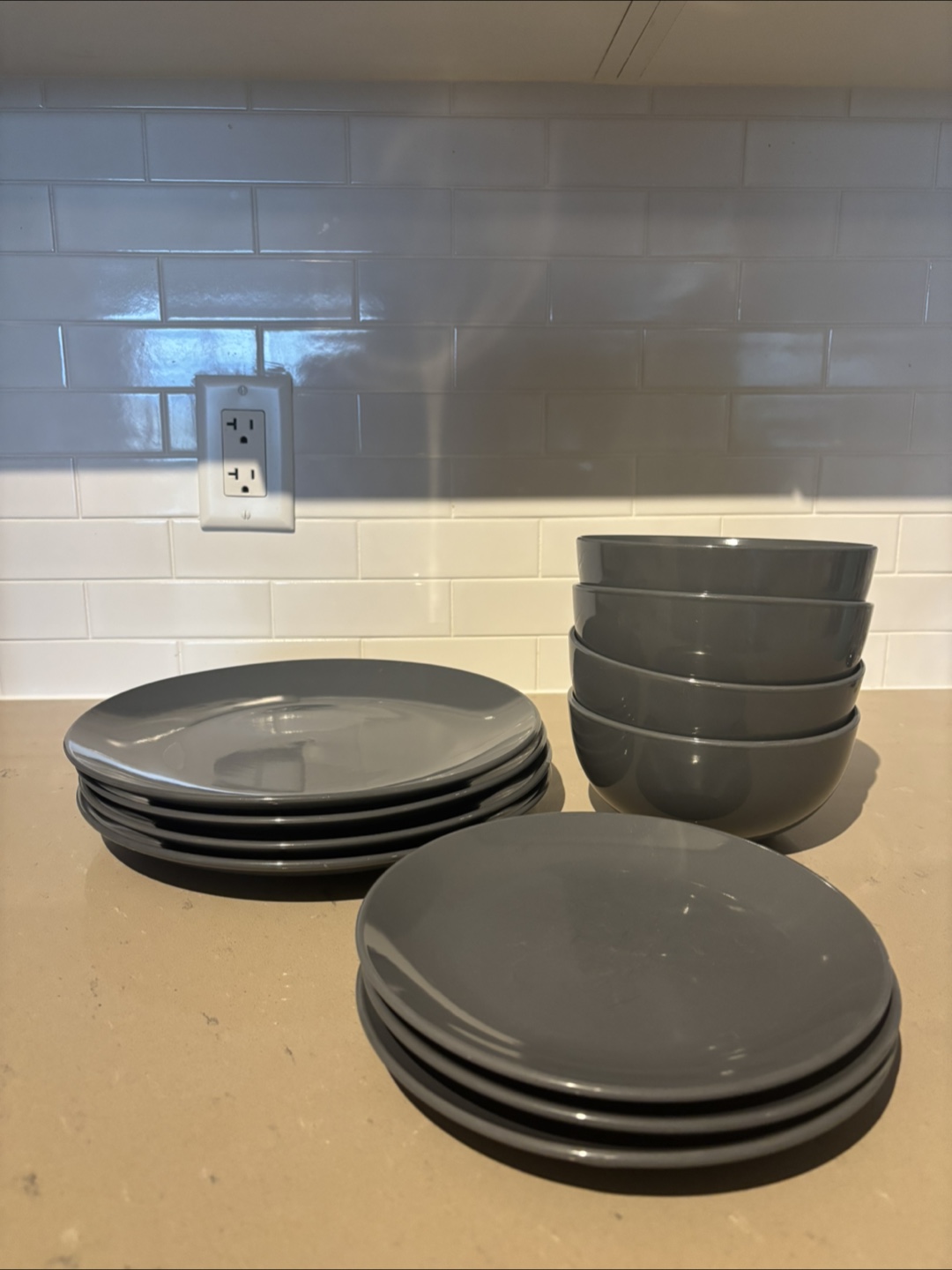 Grey dinnerware set - photo 2