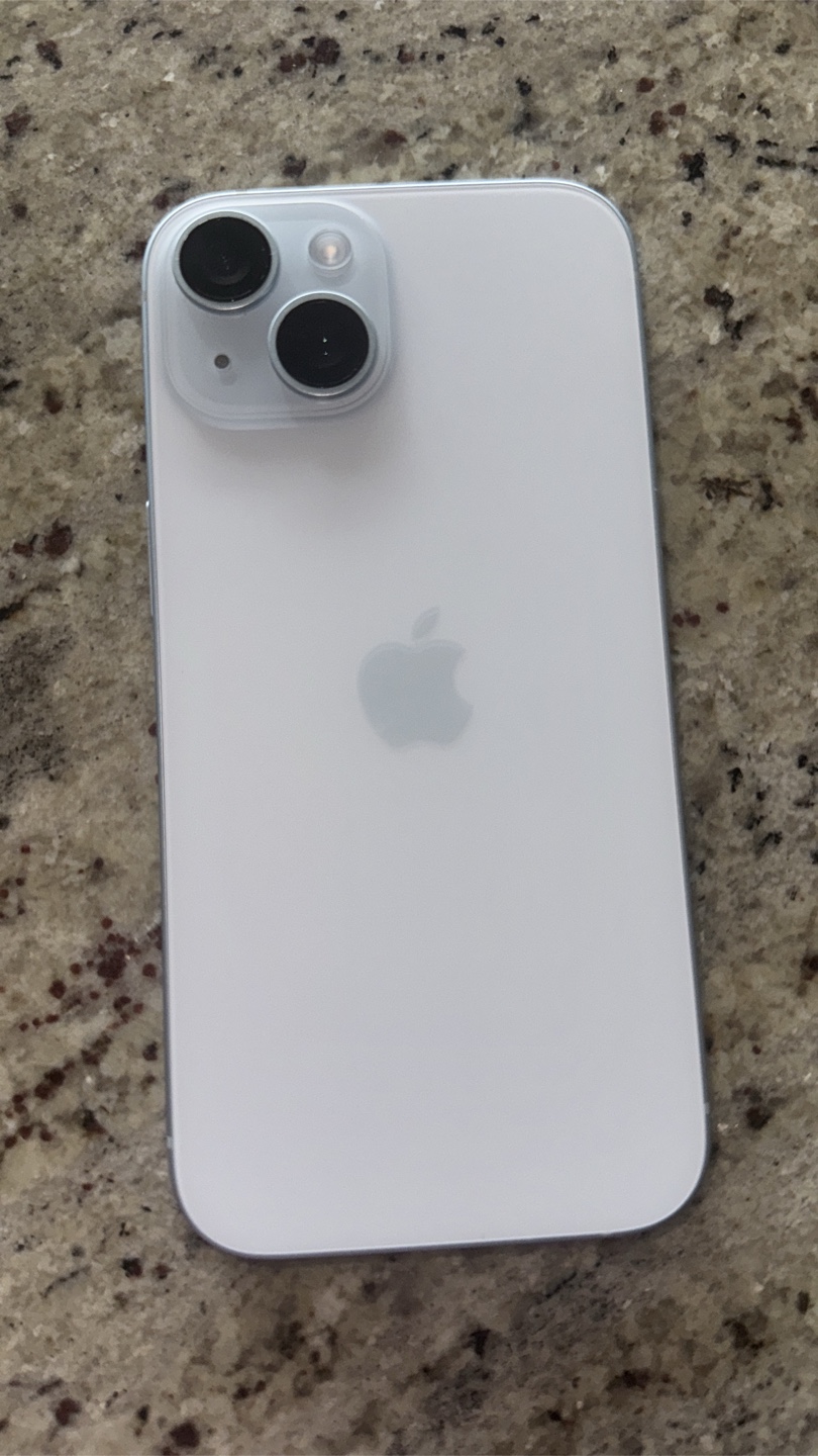 iPhone 15 - 128GB