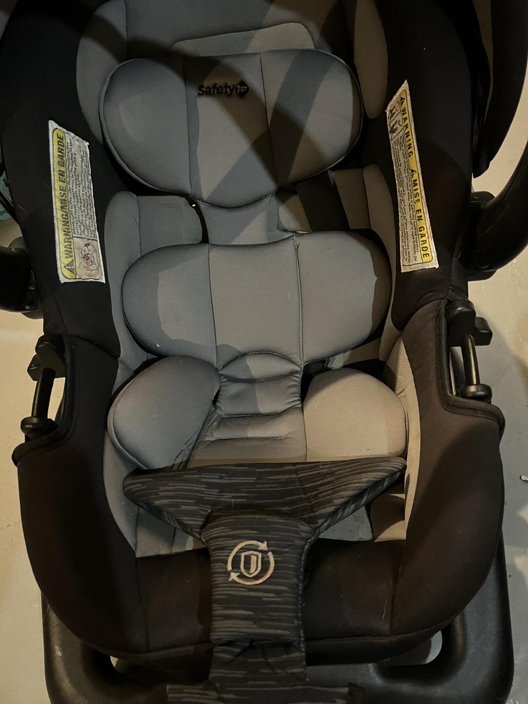 Safety 1st car seat - photo 3