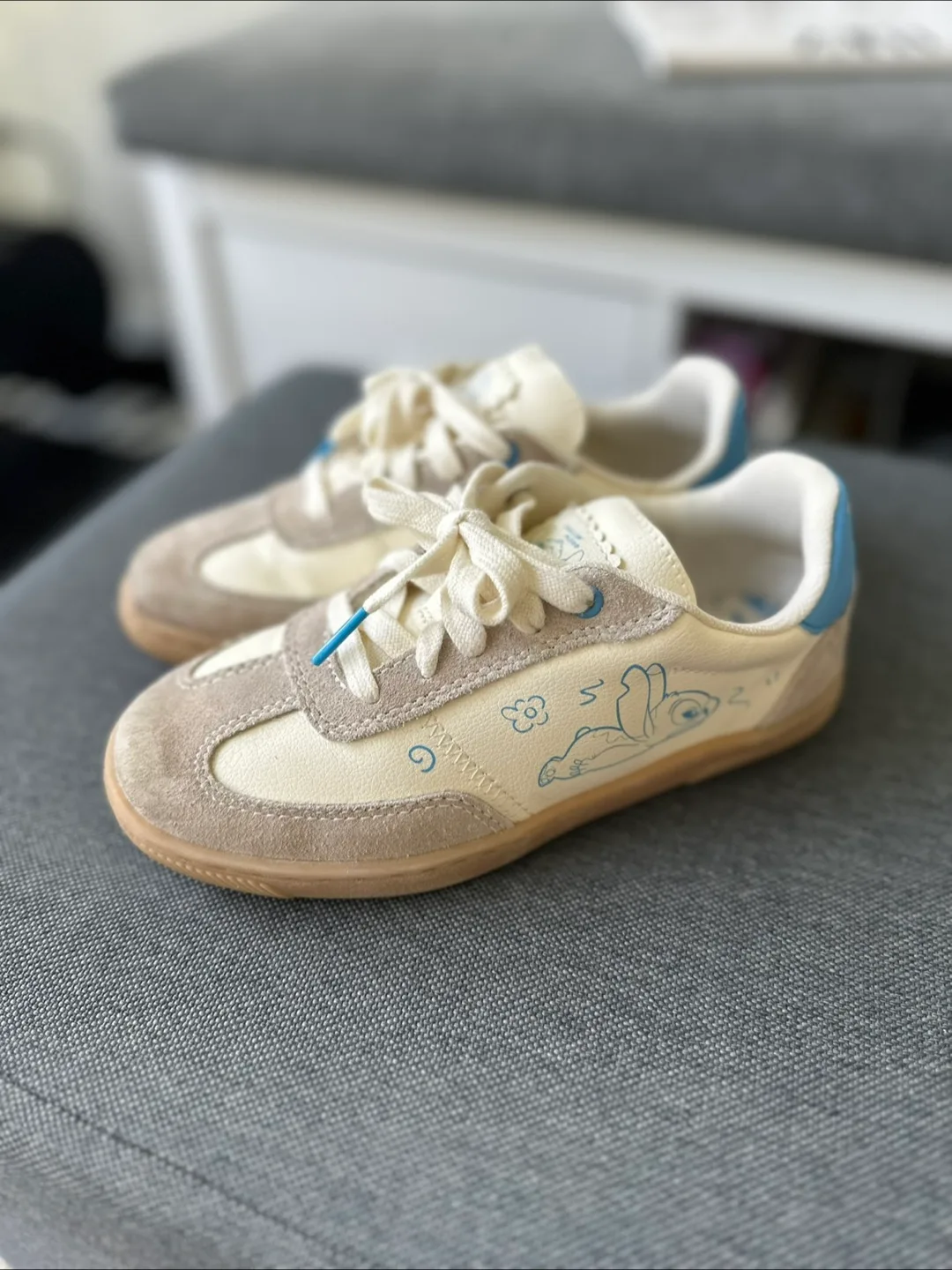 Zara kids Disney Stitch Sneakers image indicator(3)