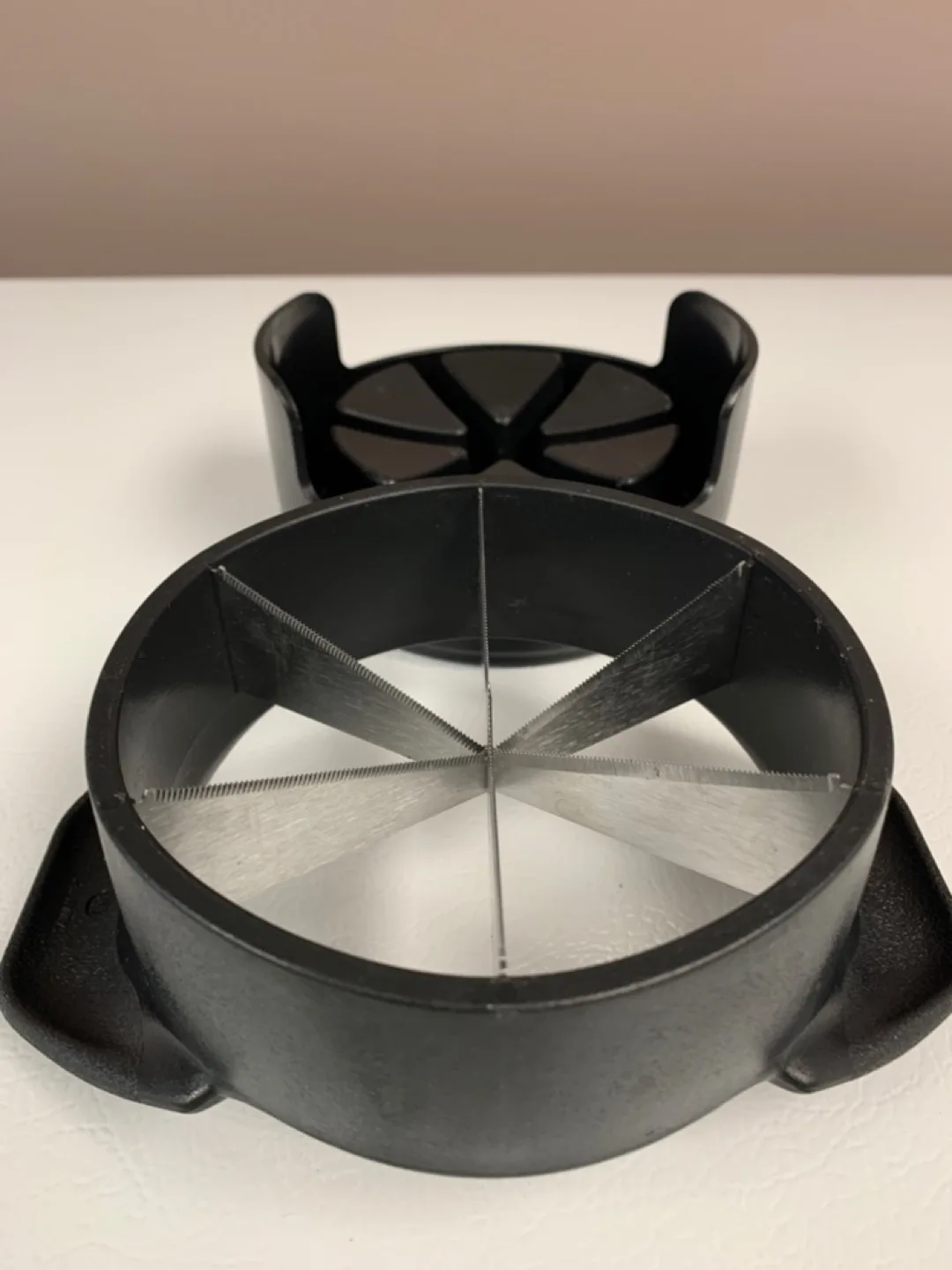 Pampered Chef Apple Slicer image indicator(3)