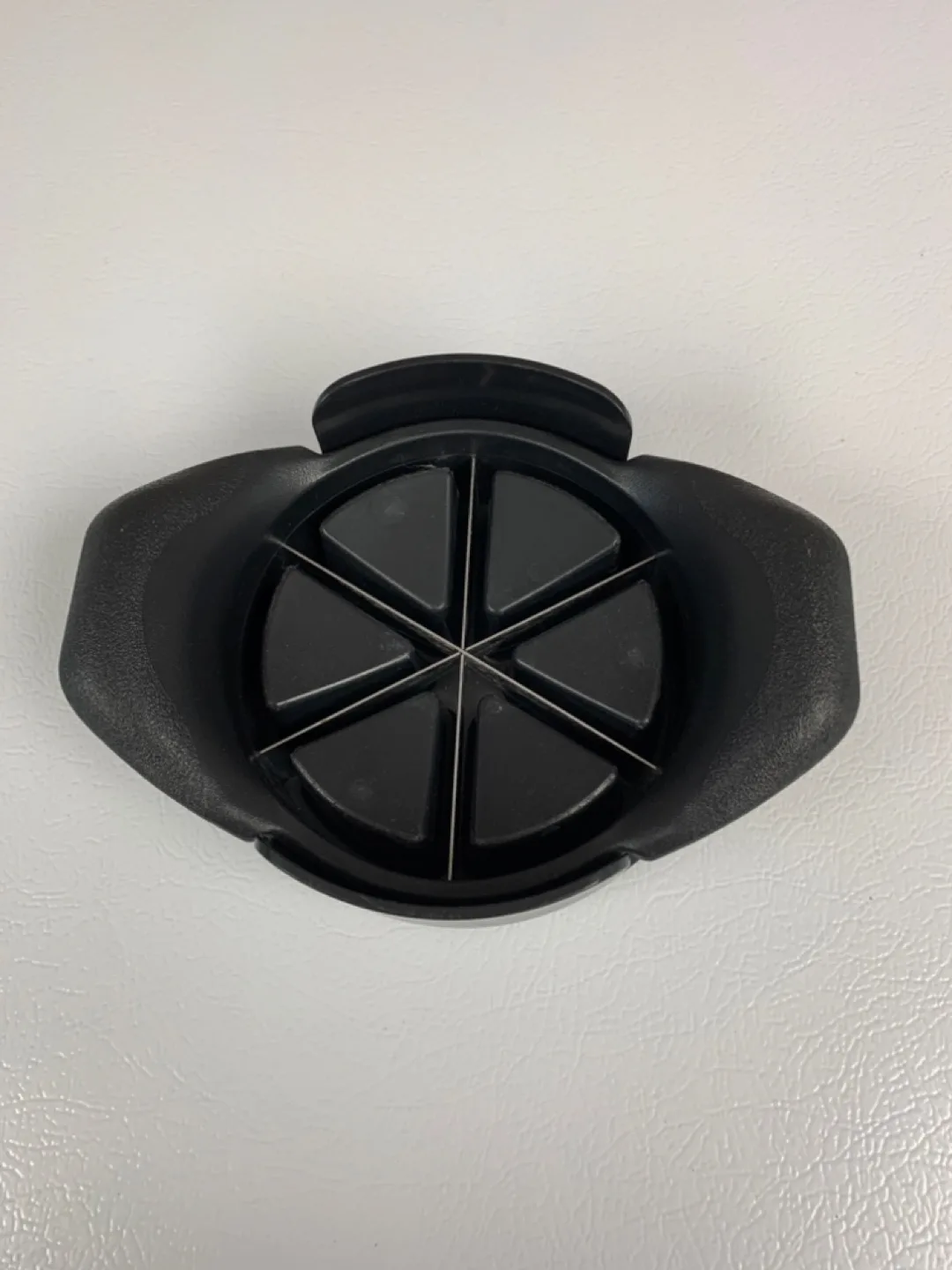 Pampered Chef Apple Slicer image indicator(8)