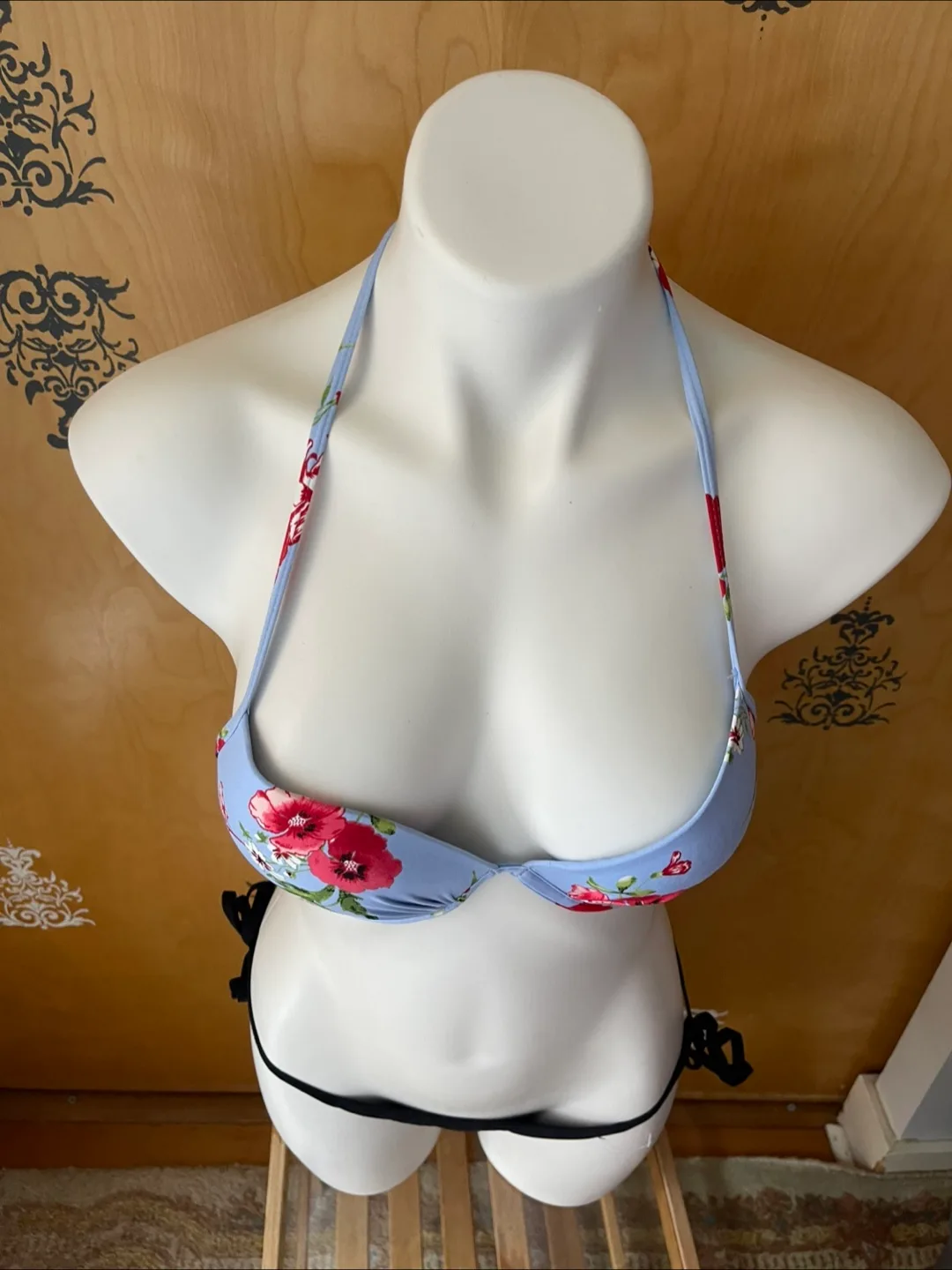 Vintage 2000s Y2K Bikini Set Floral Black Bottoms S image indicator(2)