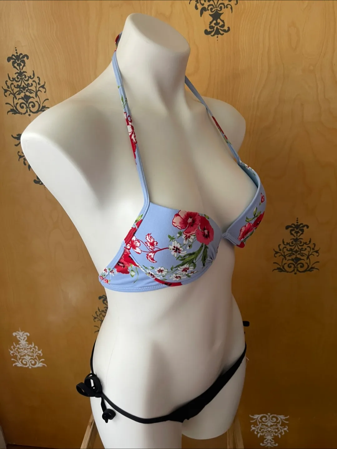 Vintage 2000s Y2K Bikini Set Floral Black Bottoms S image indicator(8)