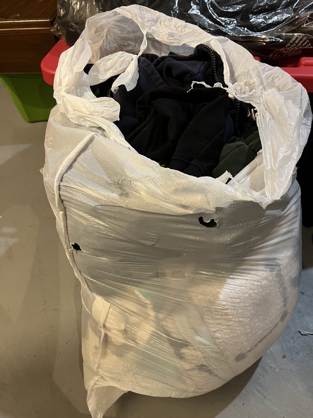 2 Bags of infant bedding + misc - photo 4