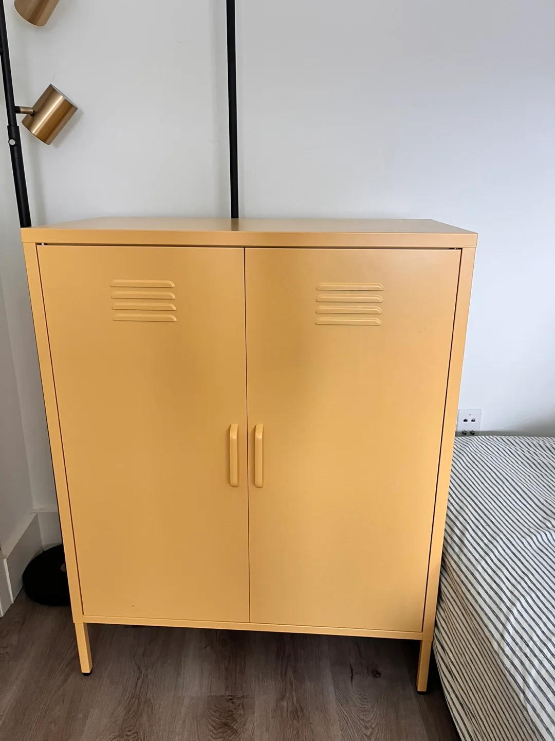 Metal Locker Cabinet thumbnail