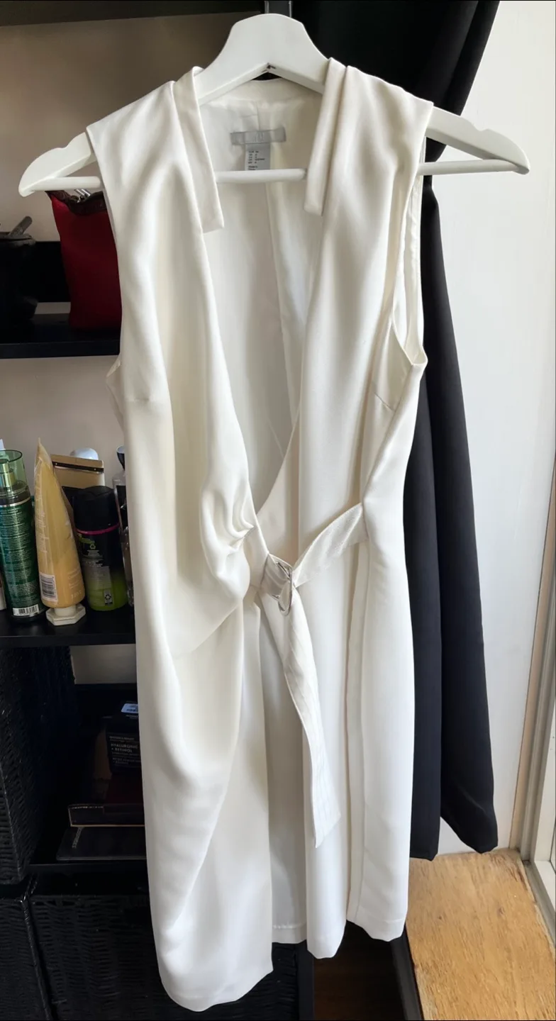 H&M Off White Sleeveless Dress - Size 6 thumbnail