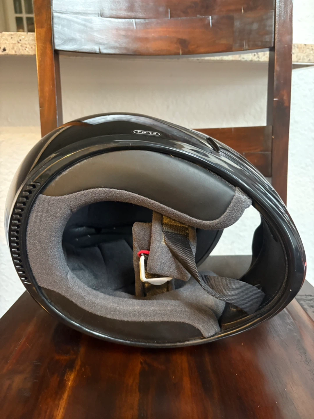 HJC FG-17 Black Motorcycle Helmet - photo 3