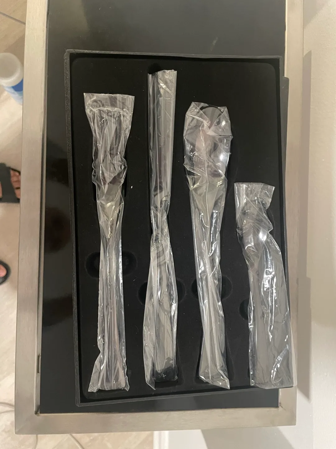 5 New BergHOFF Black Flatware Sets of 5 image indicator(4)