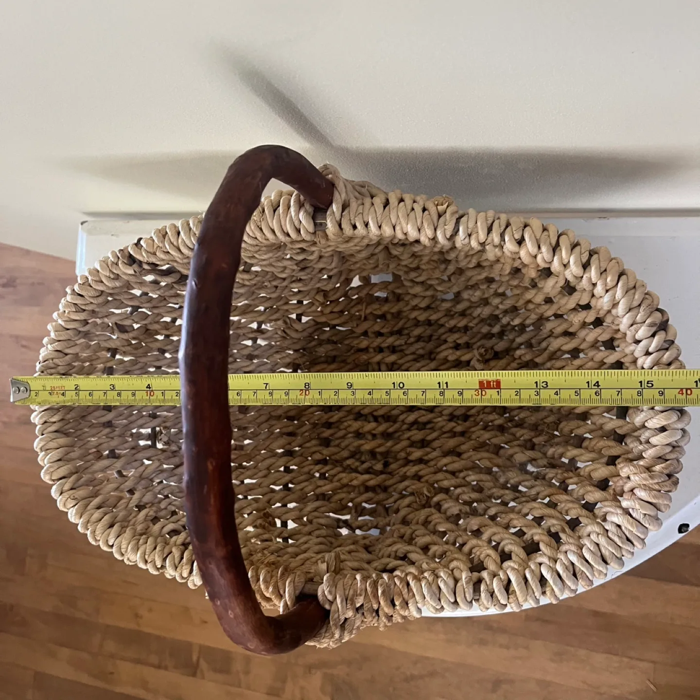Woven Basket with Wood Handle image indicator(4)