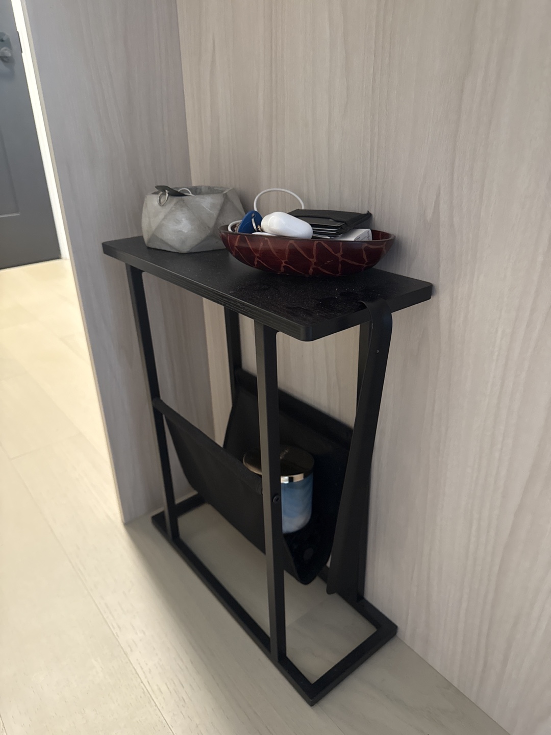 Black Side Table with Magazine Rack