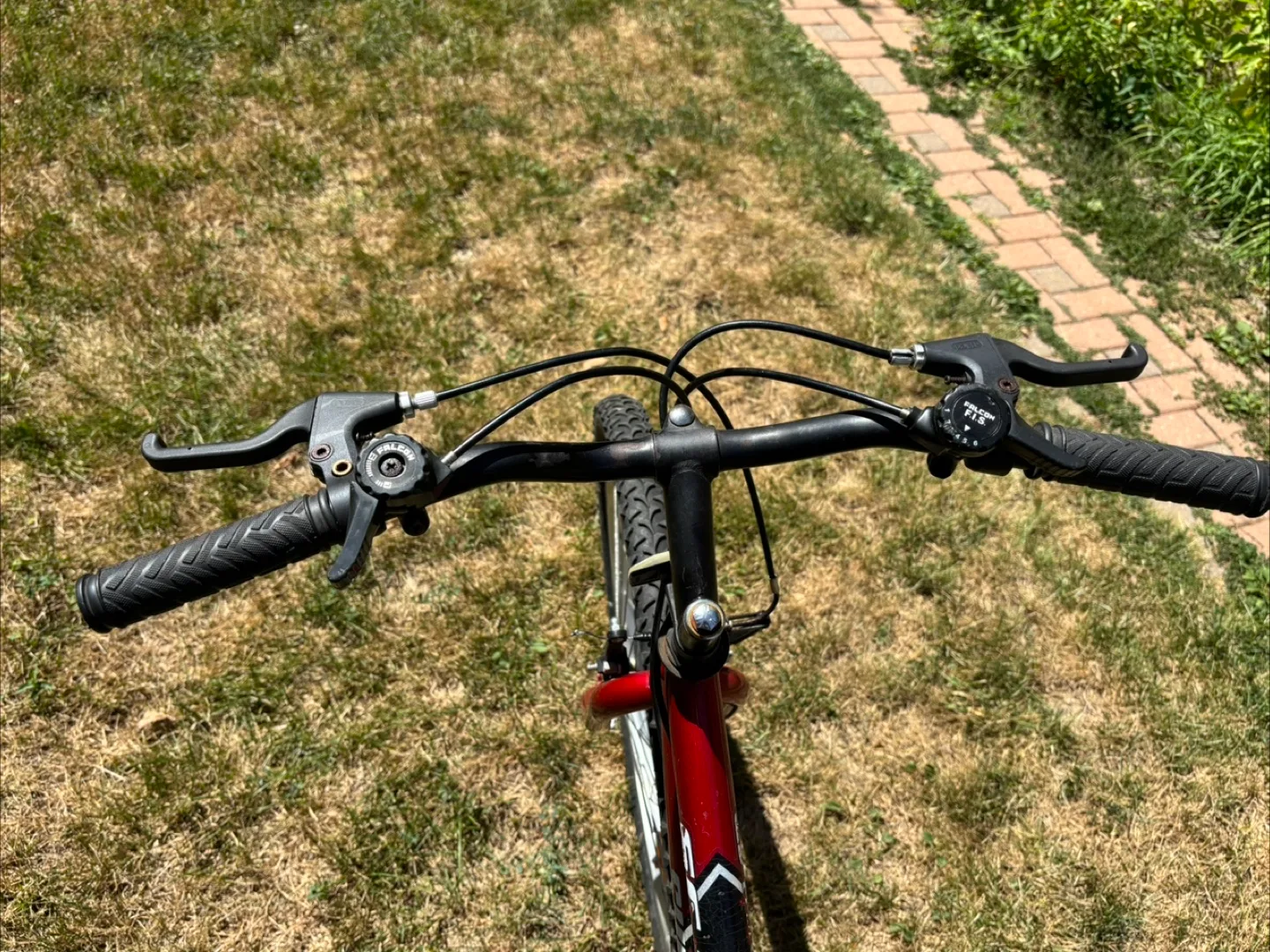 Supercycle Strata Mountain Bike - Red image indicator(5)