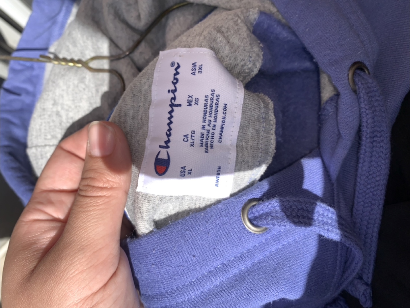 Champions hoodie - photo 2