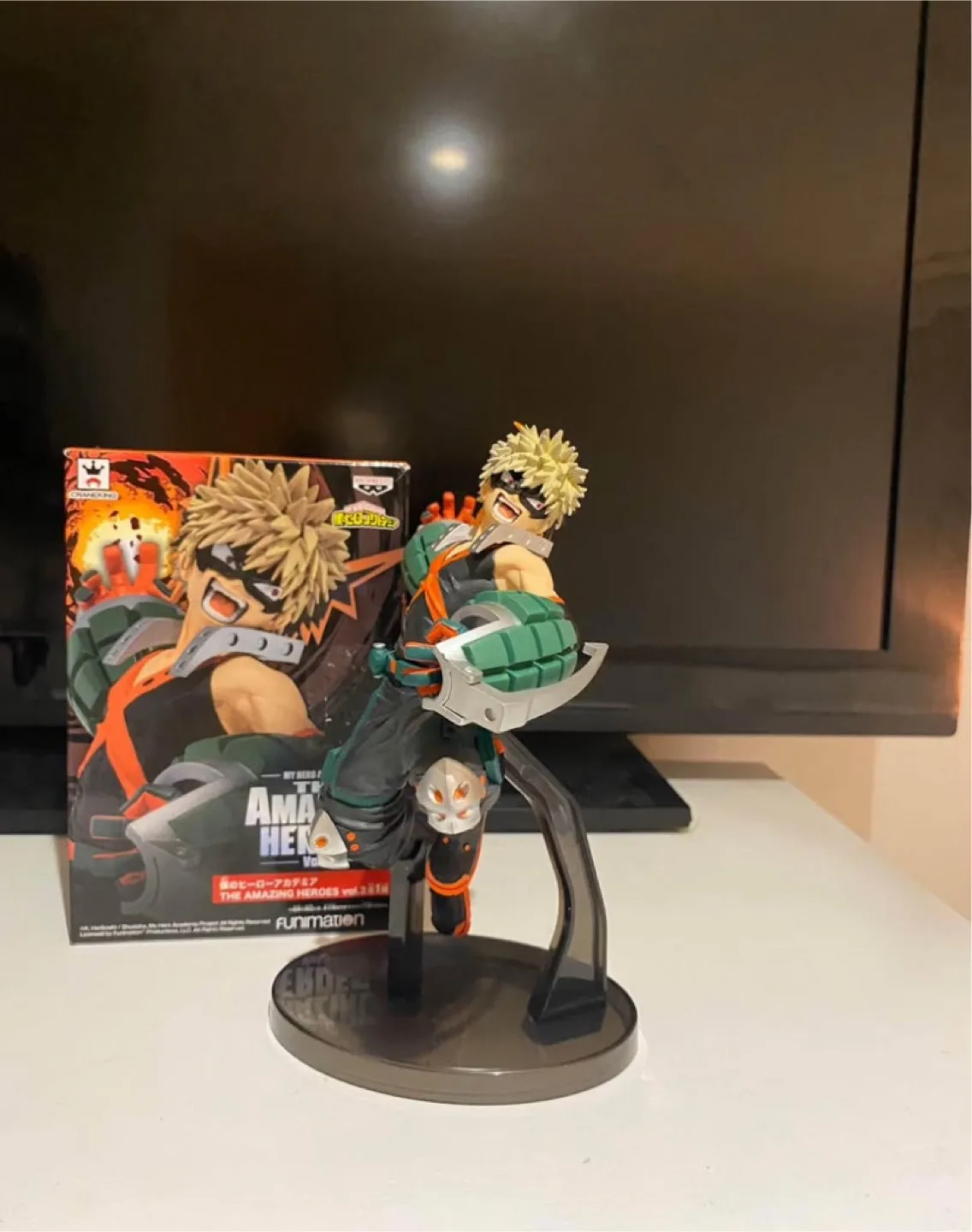 Katsuki Bakugo Figure