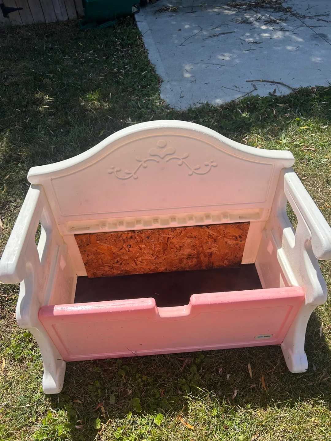 Little Tikes Pink & White Toy Box Bench image indicator(2)