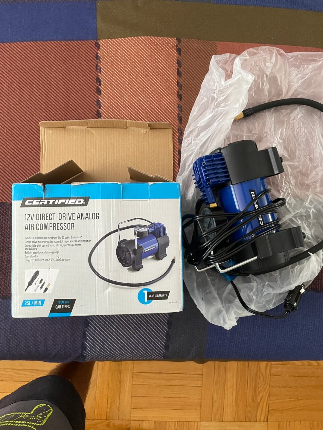 CERTIFIED 12V Direct-Drive Analog Air Compressor image indicator(2)