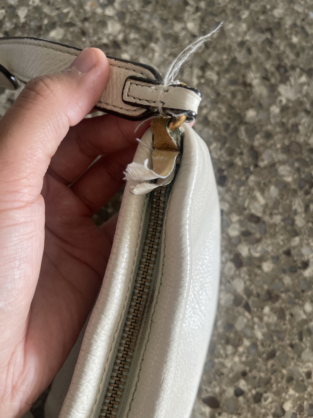 Marc Jacobs White Crossbody Bag - photo 4