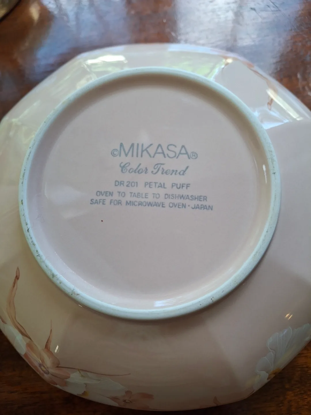 Mikasa Color Trend bowl image indicator(3)