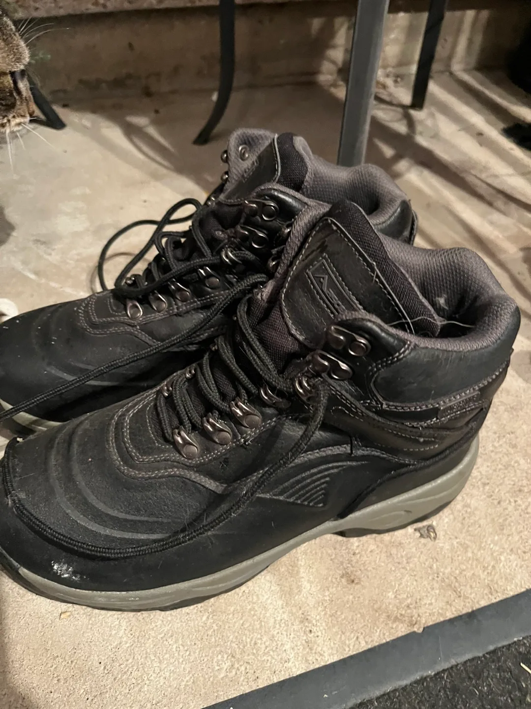 Ascent Black Leather Boots - Men’s 11 image indicator(5)