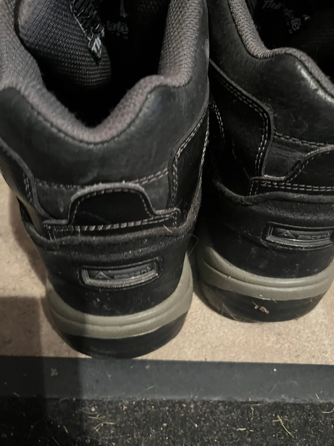 Ascent Black Leather Boots - Men’s 11 image indicator(6)