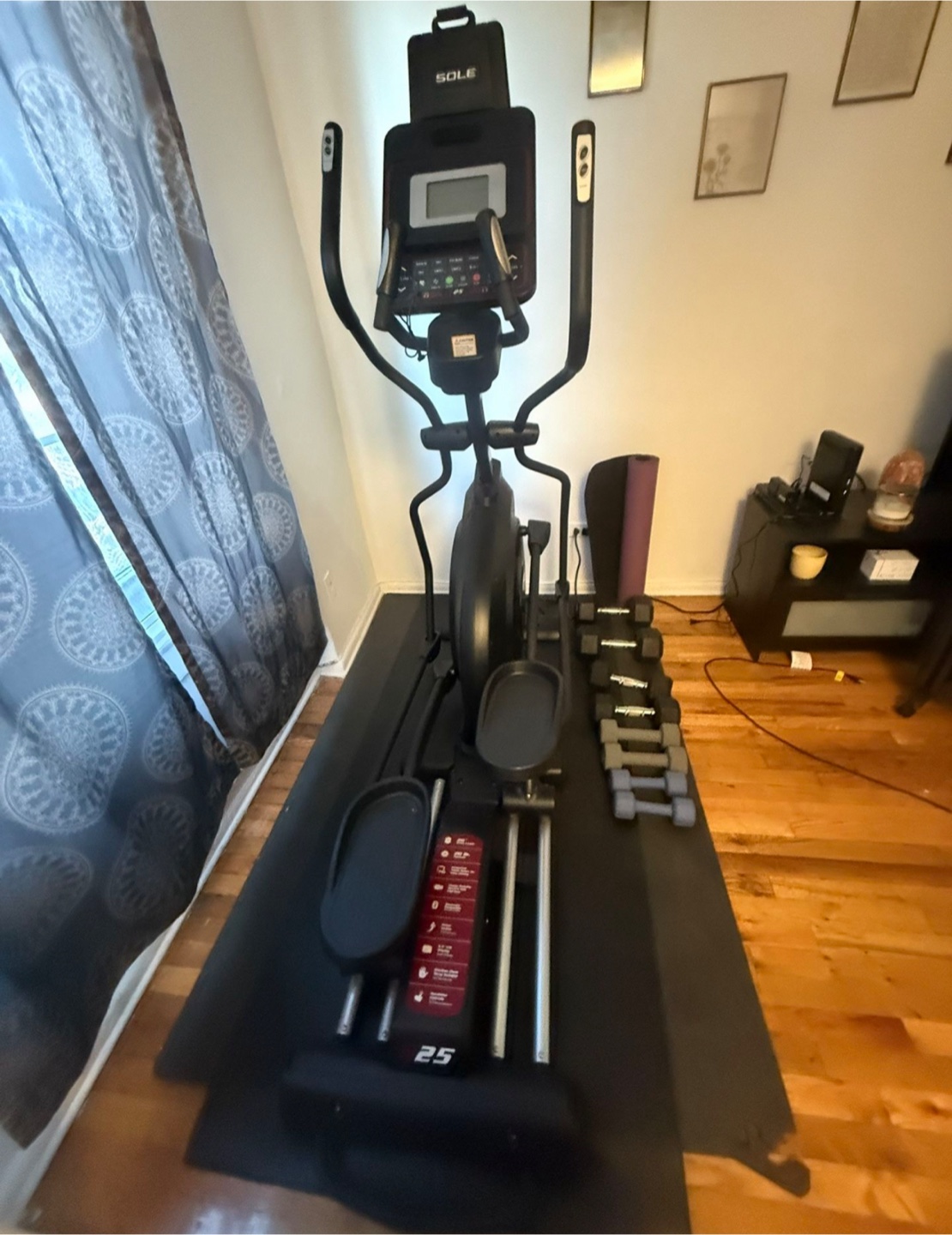 Sole E370S Elliptical Exercise Machine