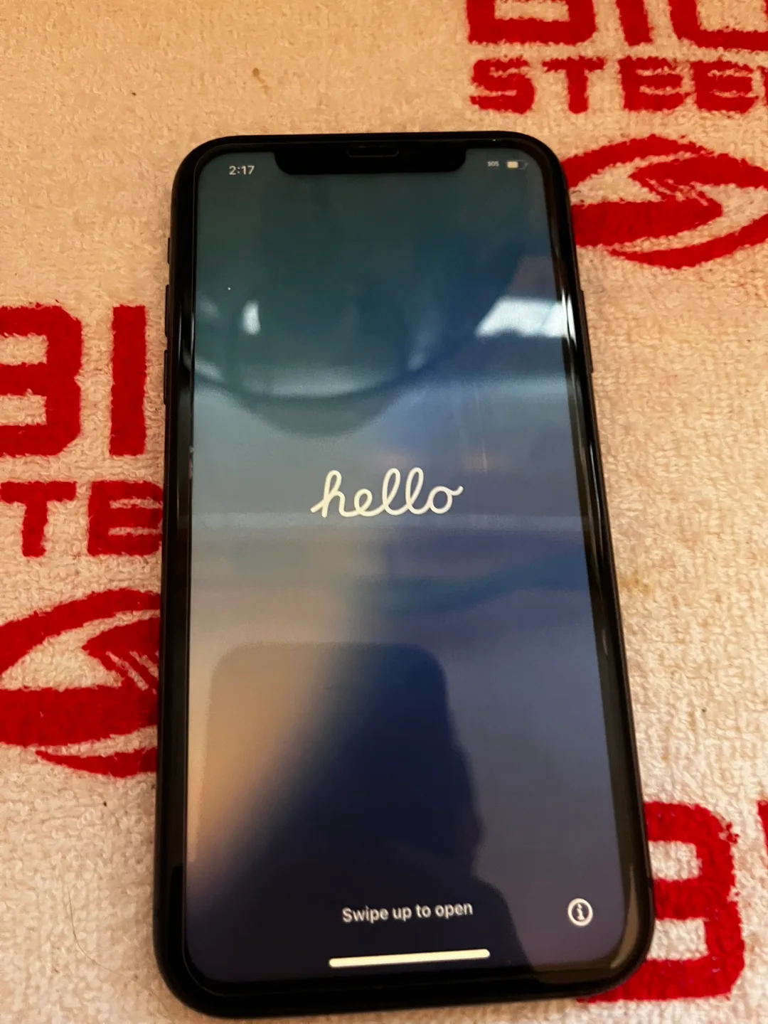 New iPhone 11 with free case thumbnail