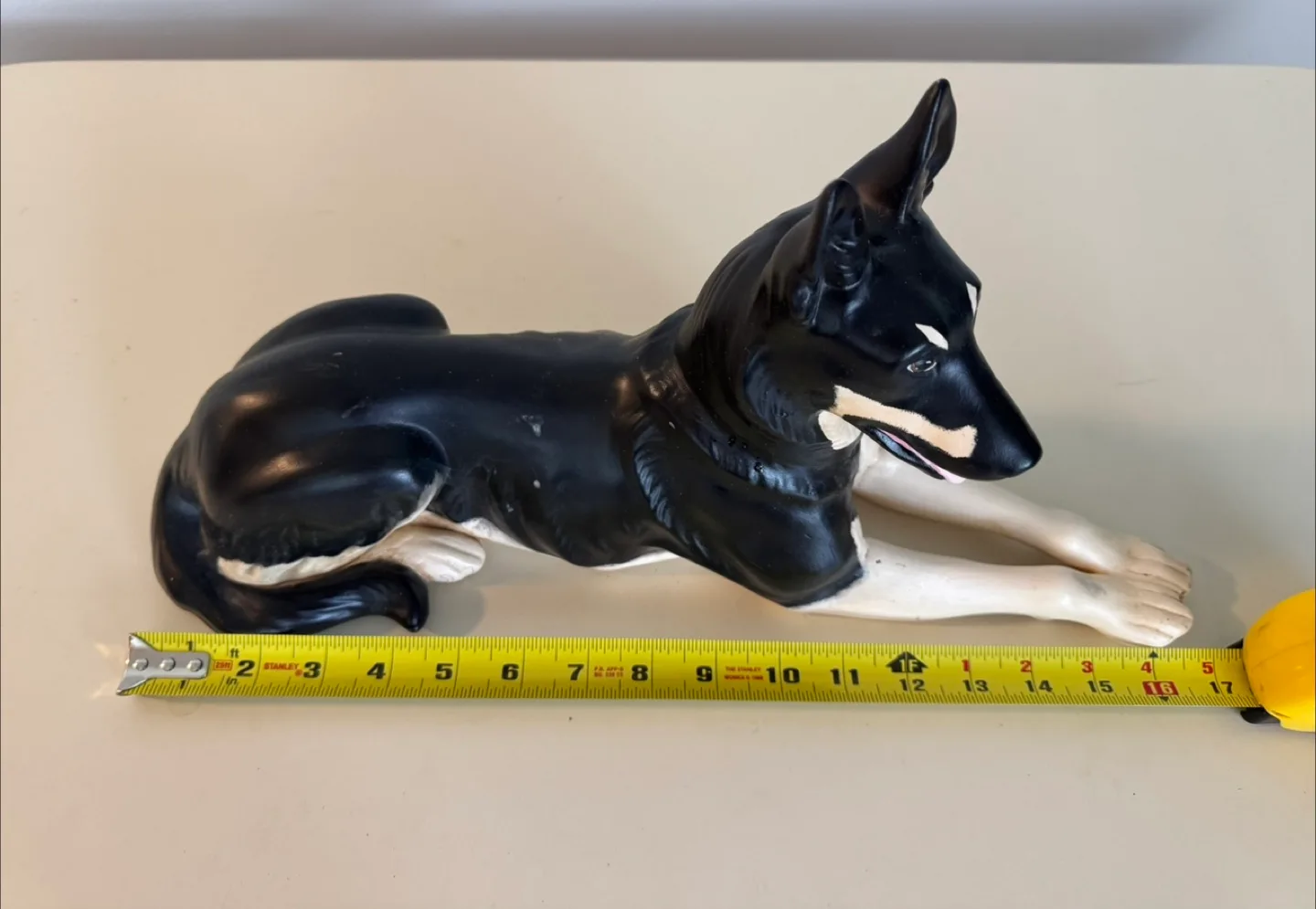 Dog Figurine - Black & White, 16 Inches image indicator(3)