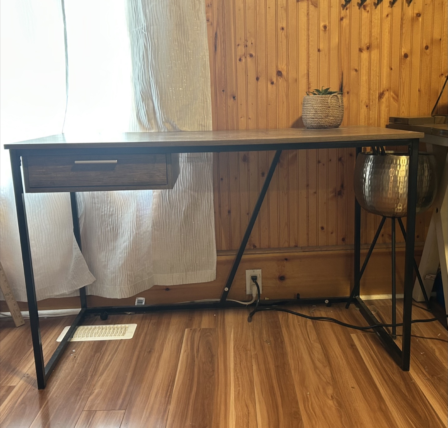 Desk with drawer and adjustable chair - photo 2