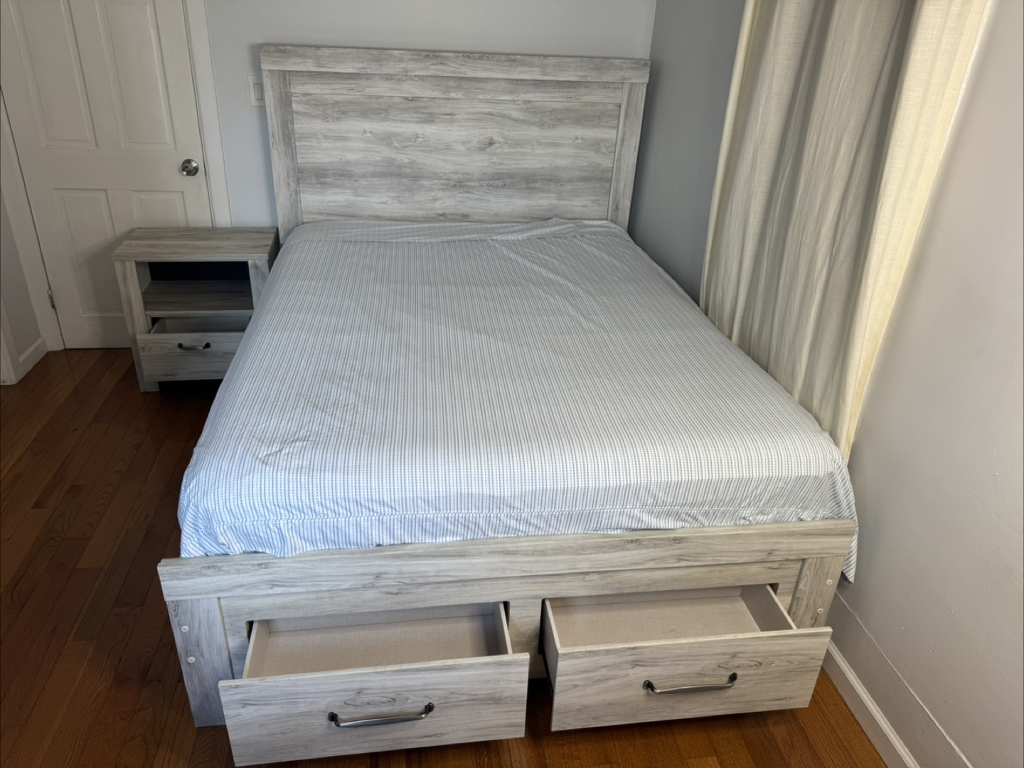 Bedroom Furniture Set  Modern rustic Style - photo 2